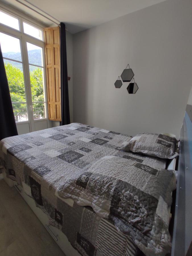 Agreable T2 Au Centre De Luchon Daire Bagnères-de-Luchon Dış mekan fotoğraf
